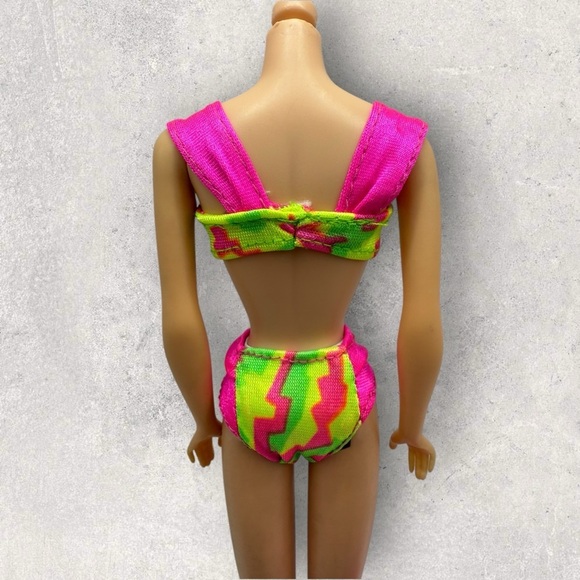 Vintage 1990 Hawaiian Fun Barbie #5940 Outfit Swimsuit Hula Skirt Bracelet Brush - Picture 9 of 11